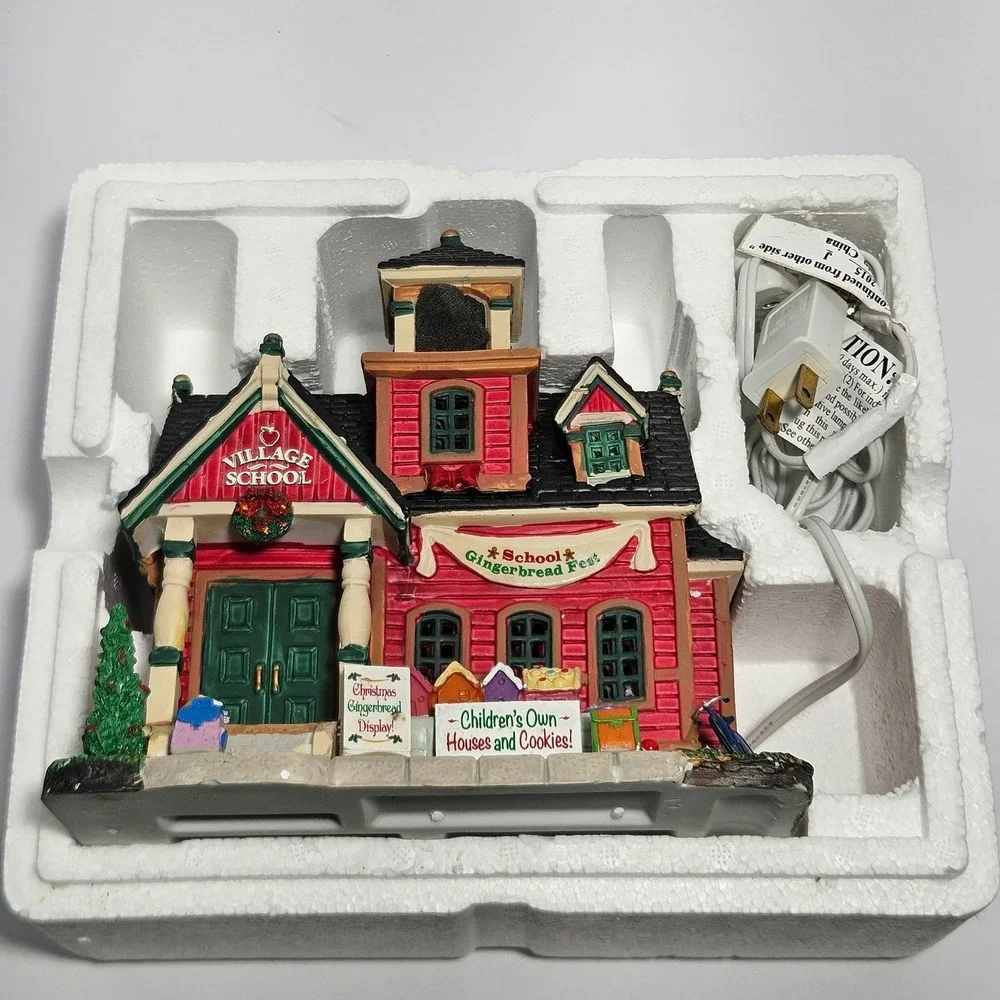 Lemax Village School Gingerbread Fest Lighted Christmas Building 55949 2015